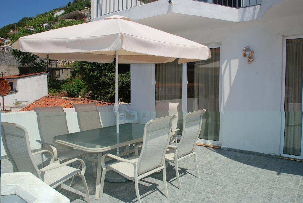 Apartments Ismy Ulcinj Zimmer foto