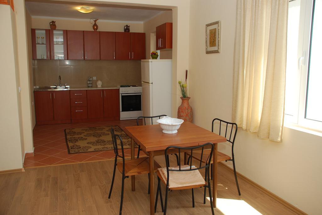 Apartments Ismy Ulcinj Zimmer foto