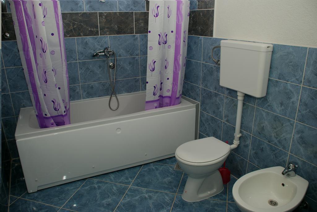Apartments Ismy Ulcinj Zimmer foto